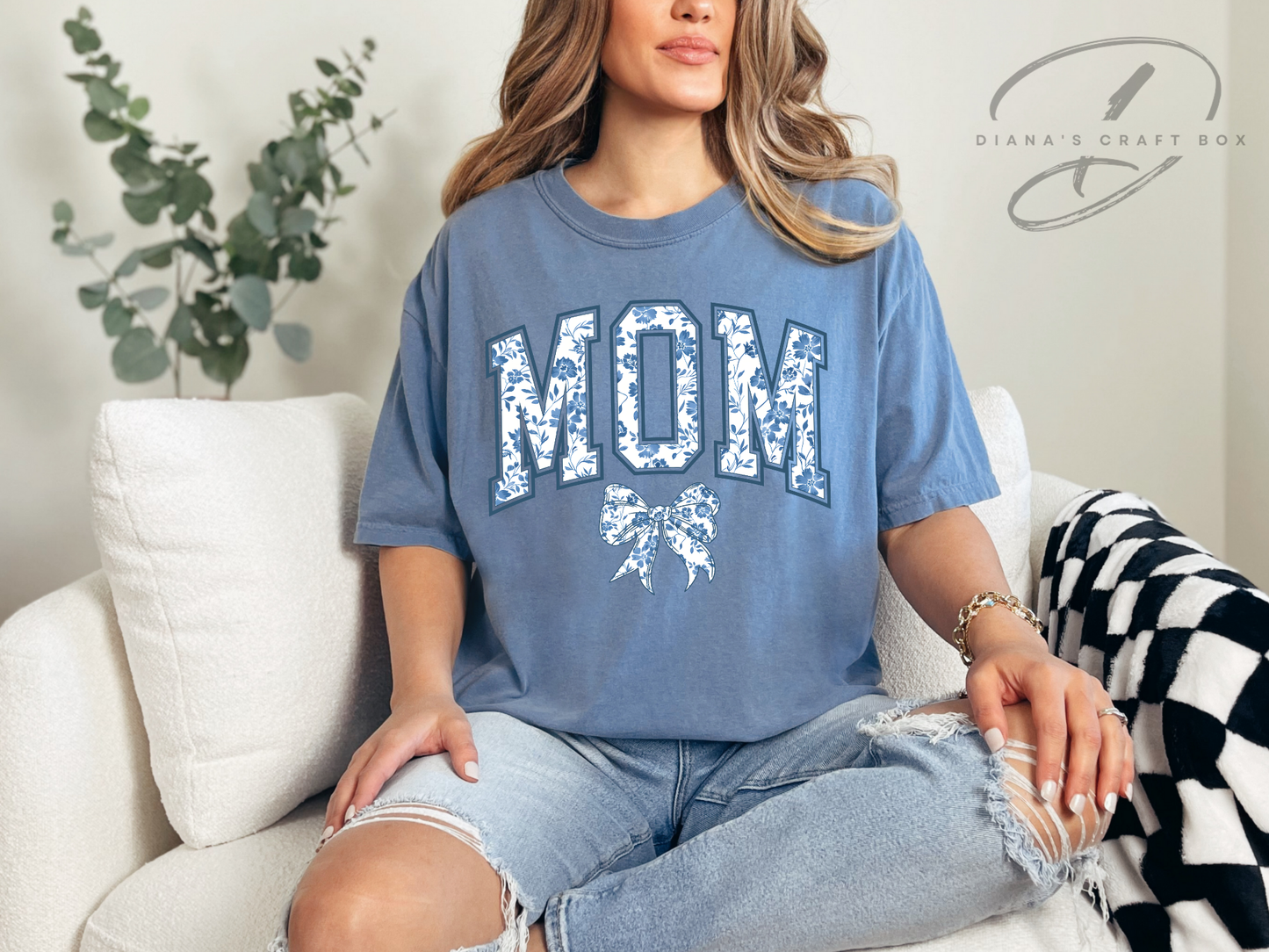 Mom blue bow T-shirt