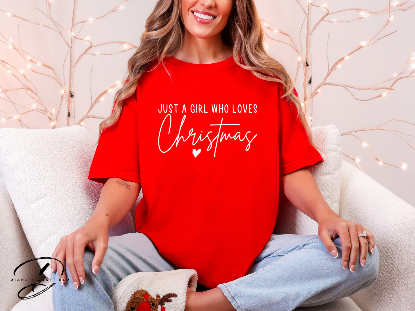 Just a girl who loves Christmas T-shirt