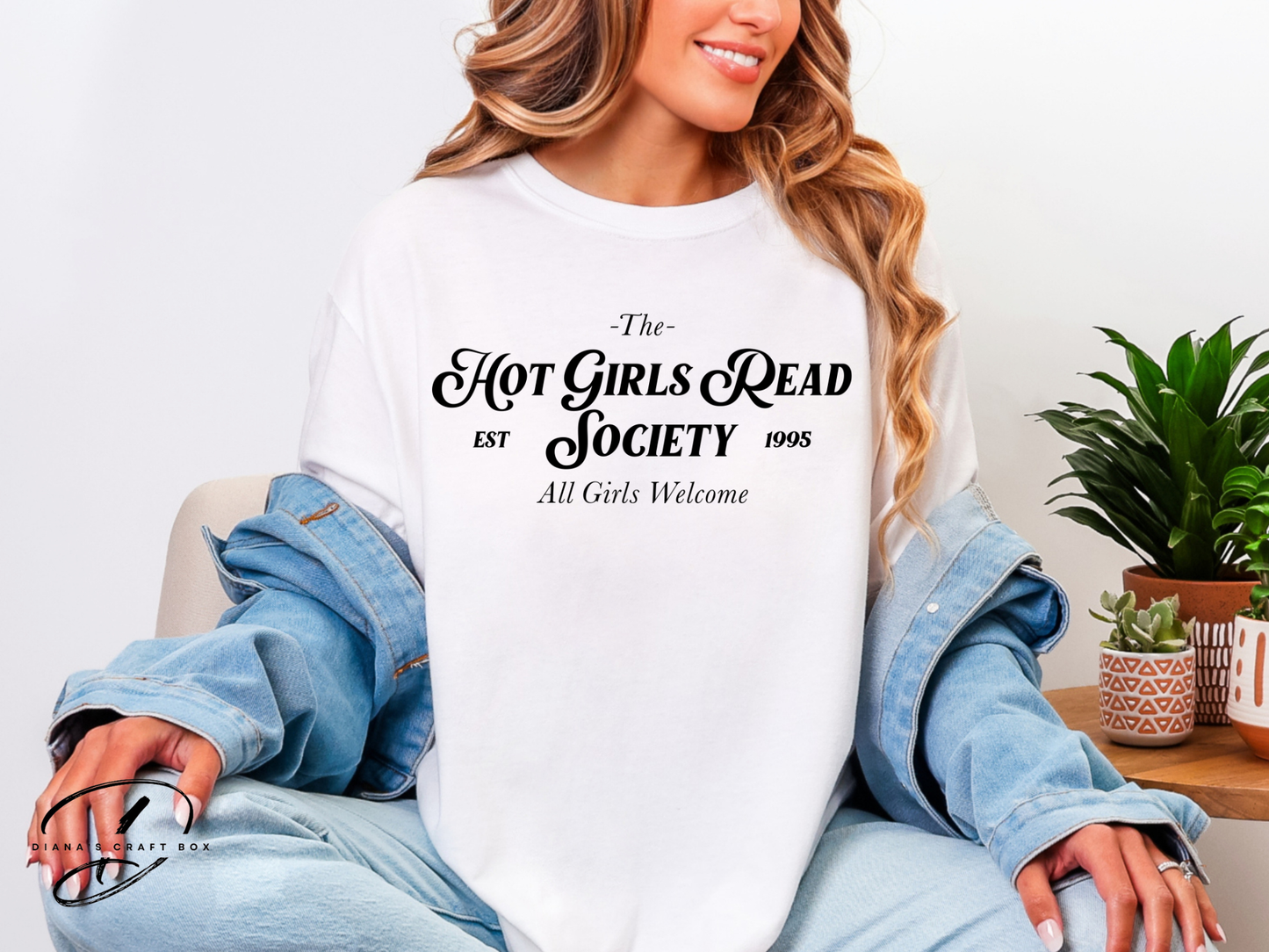 Hot girls read Society T-shirt