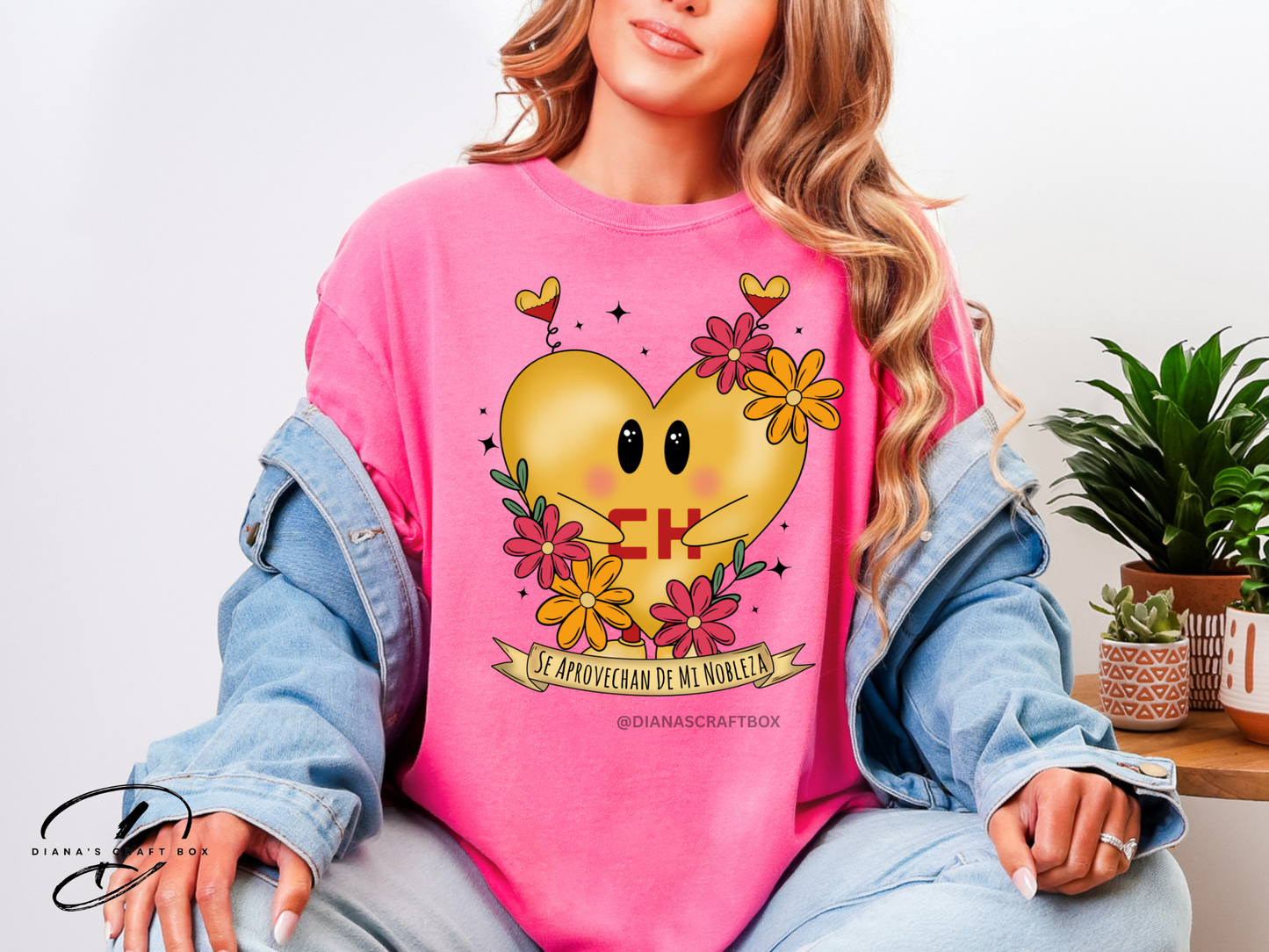 Se aprovechan de mi nobleza t-shirt
