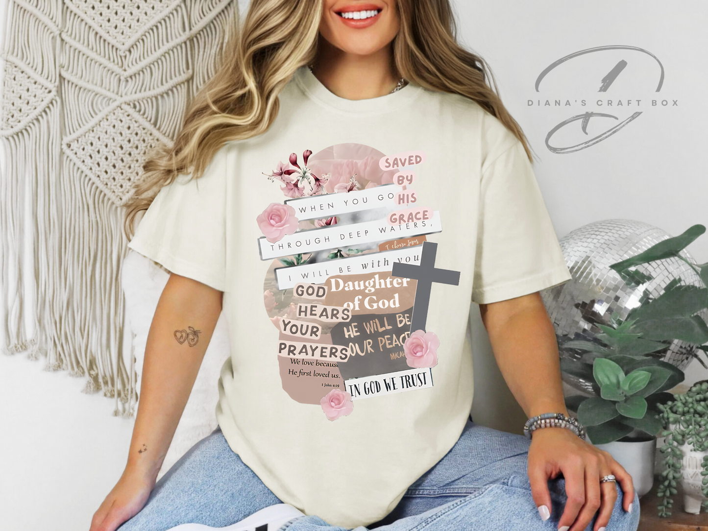 Saved by his Grace T-shirt