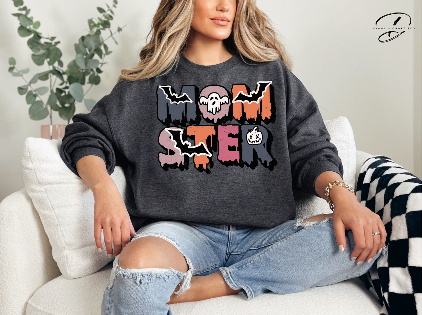 MOMSTER sweatshirt