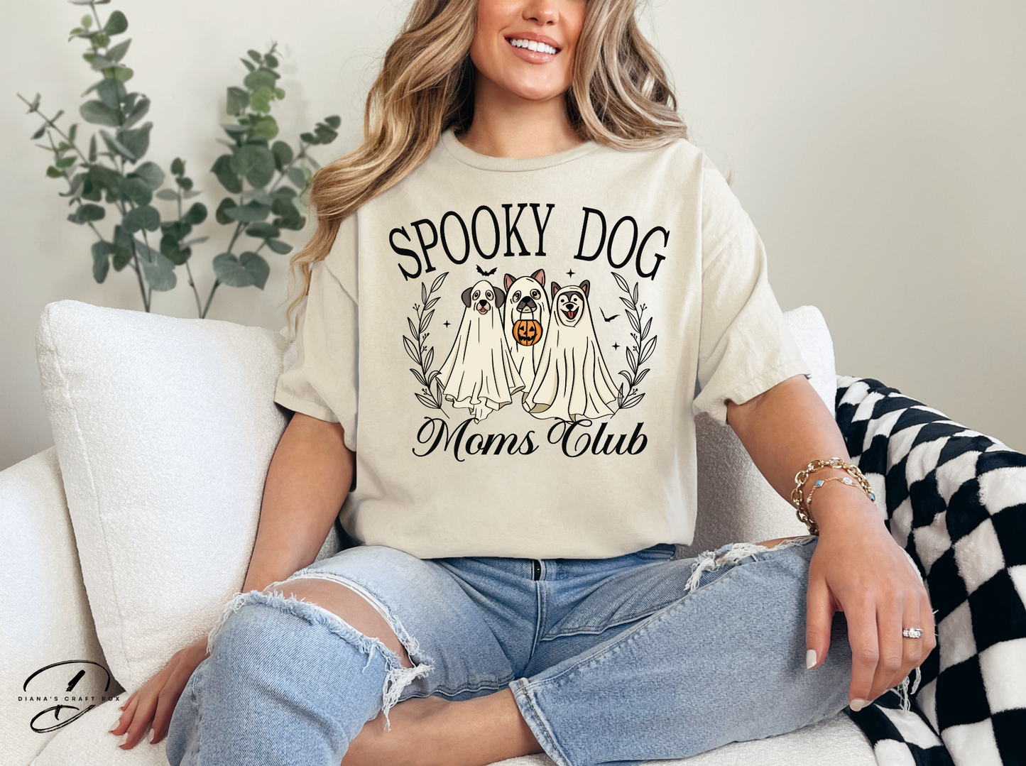 Spooky Dog Mom's Club T-shirt