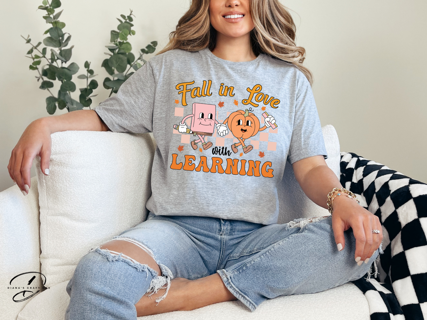 Fall in love with LEARNING T-shirt